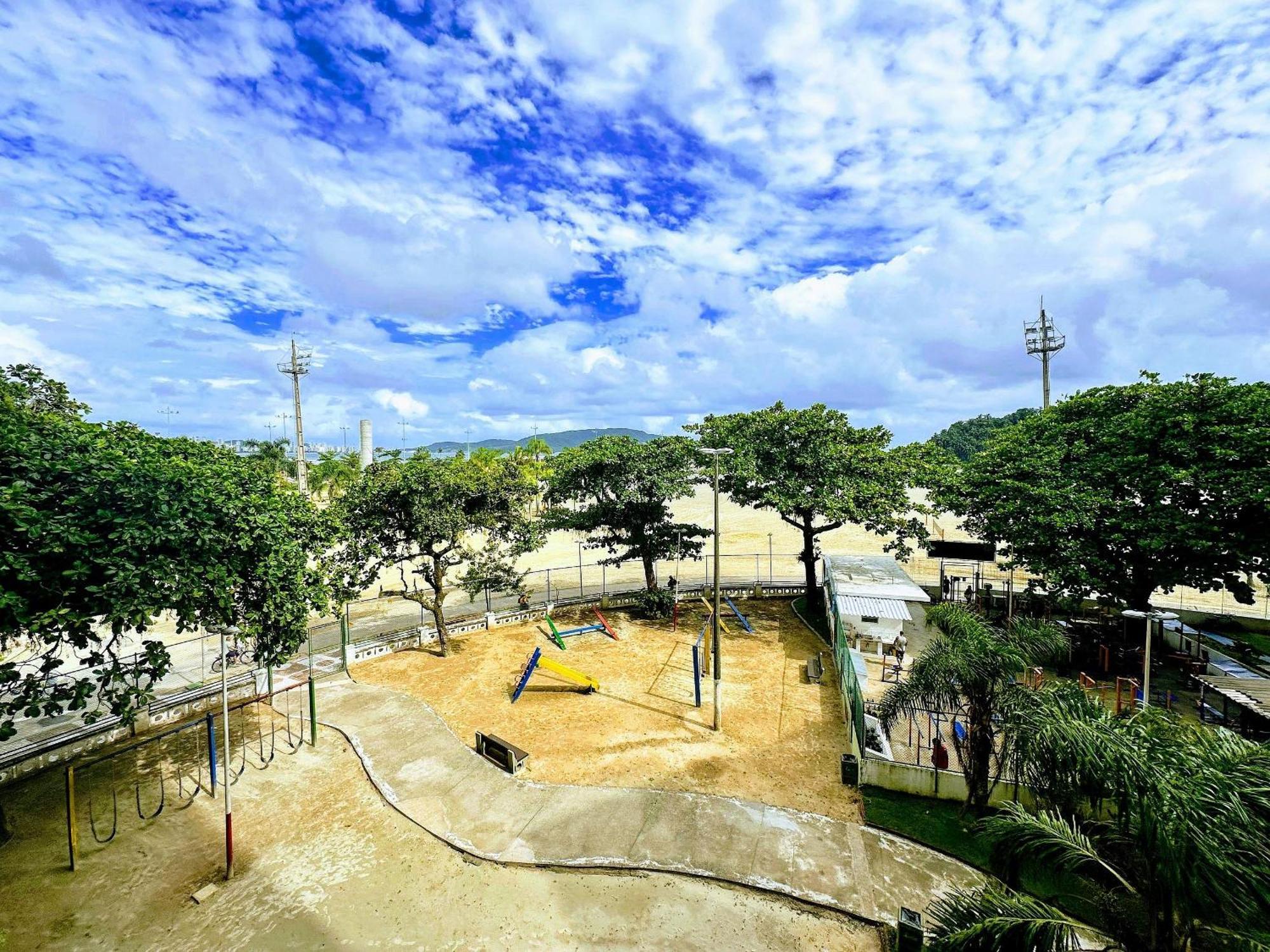 Ap Pe Na Areia Vista Parcial Mar Daire Santos  Dış mekan fotoğraf