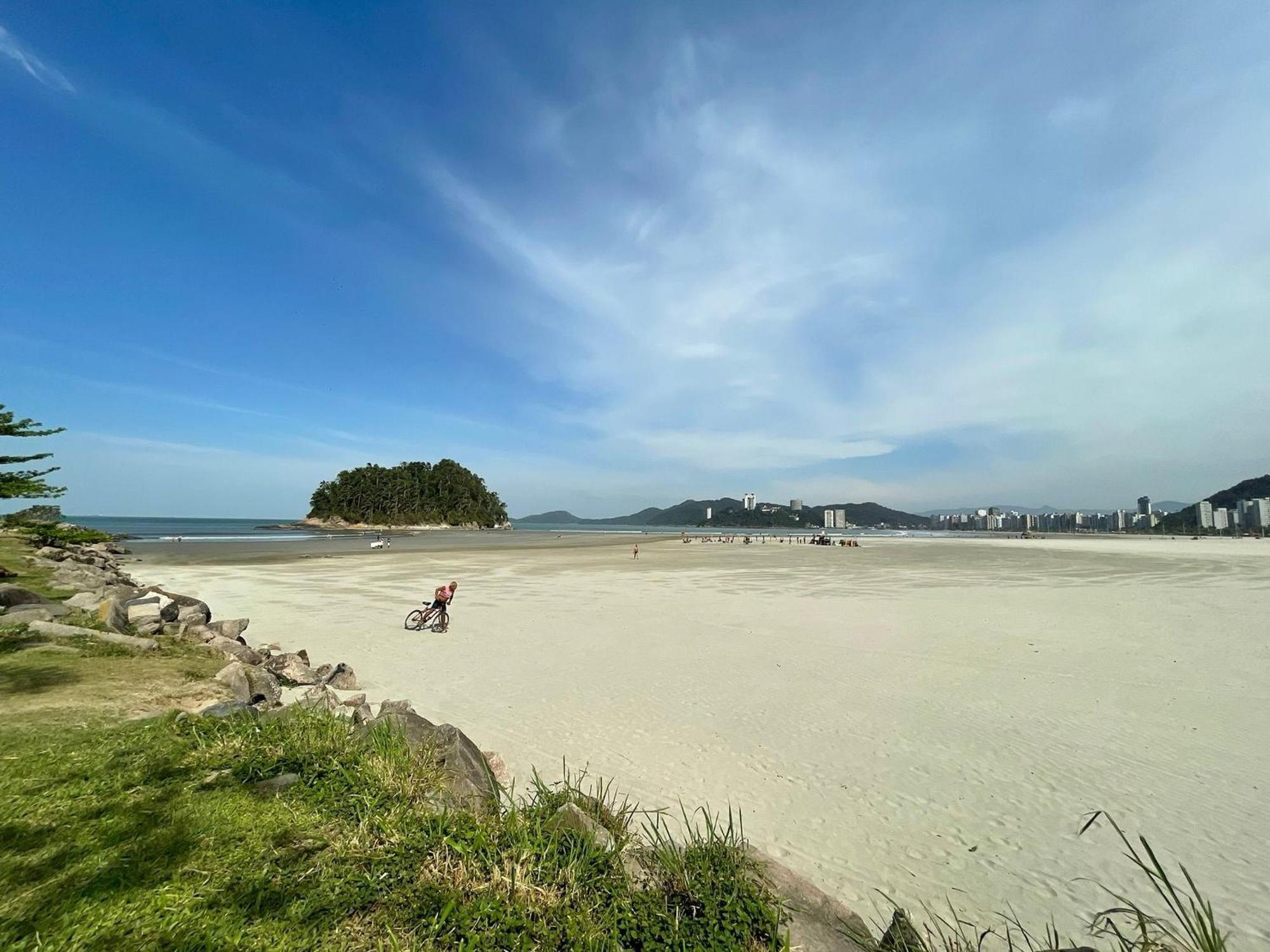 Ap Pe Na Areia Vista Parcial Mar Daire Santos  Dış mekan fotoğraf